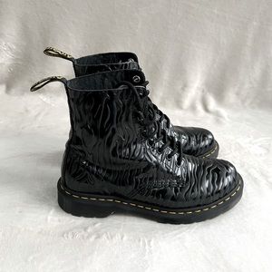 Dr. Martens 1460 Pascal Zebra Embossed Leather Lace Up Boots Women’s 8